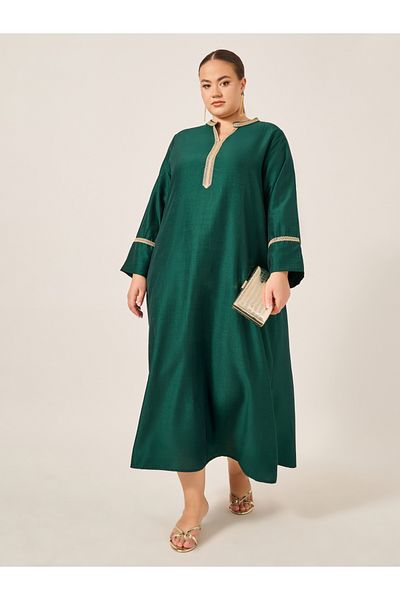 Styli Plus Size Lace Trim Collared Jalabiya