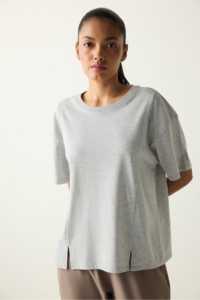 Penti Graues T-Shirt mit Rundhalsausschnitt und Nahtdetails