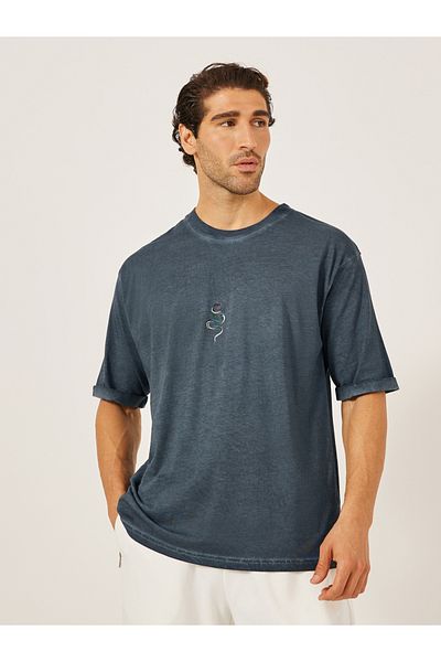 Styli Snake Embroidered Oversized T-Shirt