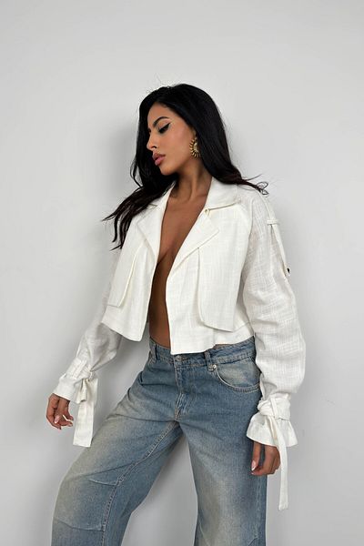 Black Fashion White Crop Trench Coat - Stylish and Comfortable Design