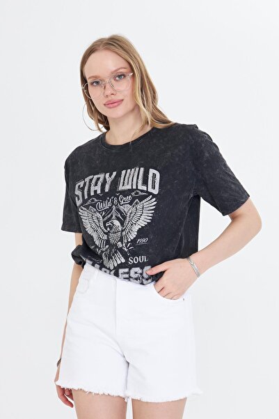 TIFFANY&TOMATO Fearless Yıkamalı Taşlı T-Shirt