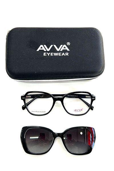 Avva 6584 C1 Women's Sunglasses with Polarized Clips