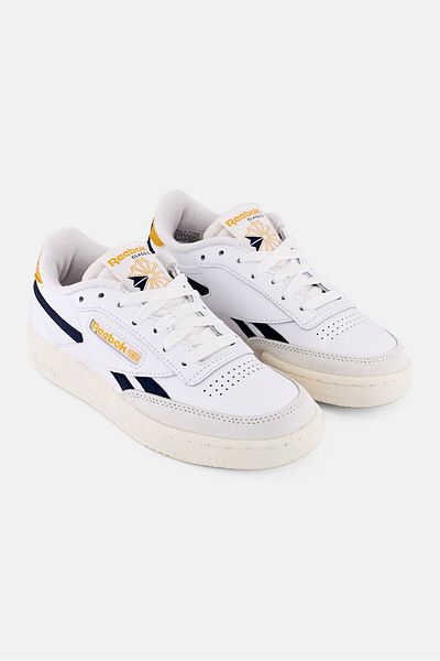 Reebok حذاء تنس كلوب سي ريفينج برباط للأولاد من كيدز بويز، أبيض