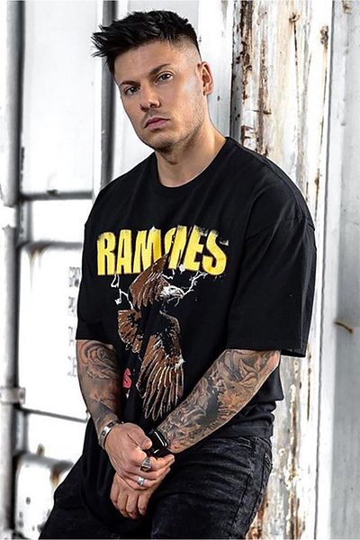 Madmext Ανδρικό εμπριμέ μαύρο T-shirt 4631