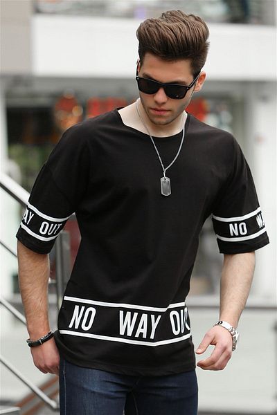 Madmext Ανδρικό εμπριμέ μαύρο T-shirt 4483