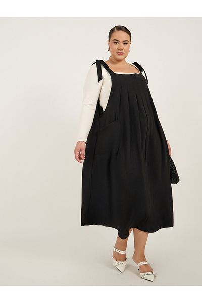 Styli Plus Size Strappy A-Line Maxi Dress