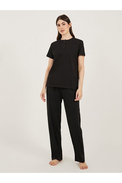 Styli Black Knitted T-Shirt and Straight Pyjama Set for Women