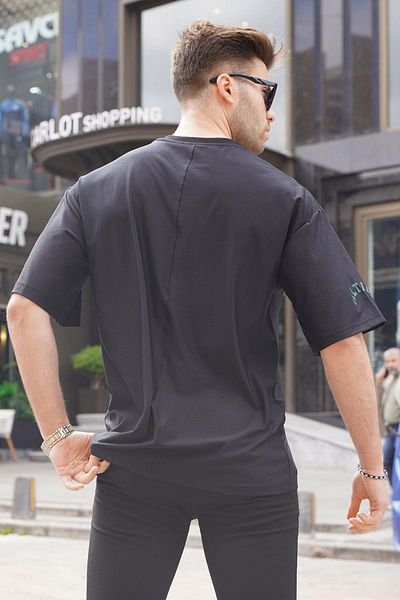 Madmext Oversize pánské tričko s černým potiskem 6130