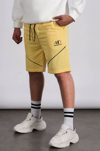 Madmext Gelbe Shorts für Herren in normaler Passform 5401