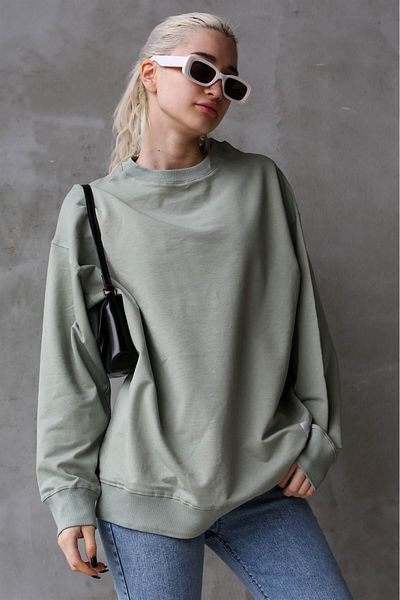 Madmext Mintgrünes Basic-Sweatshirt für Damen in Übergröße Mg1686