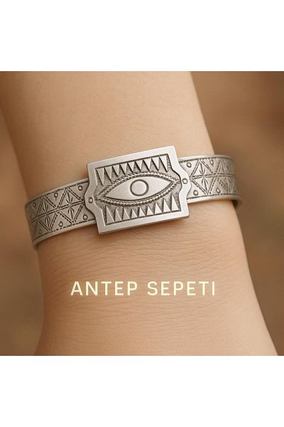 ANTEPSEPETİ Bracelet with Copper Eye Symbol