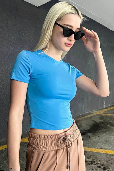 Madmext Blaues Basic-T-Shirt mit Rundhalsausschnitt und kurzen Ärmeln Mg1826