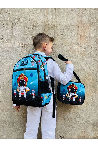 Çanta Trend Rucsac și cutie de prânz pentru școală cu model astronaut negru-albastru cu licență Waddell