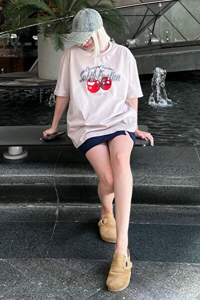 Madmext Μπεζ Oversize Cherry Print Crew T-shirt με κοντό μανίκι MG2131
