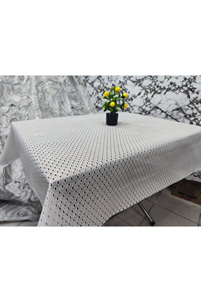 Seron Lüks Kare Desenli Şeffaf PVC Masa Örtüsü Modern, Silinebilir ve Şık Koruma