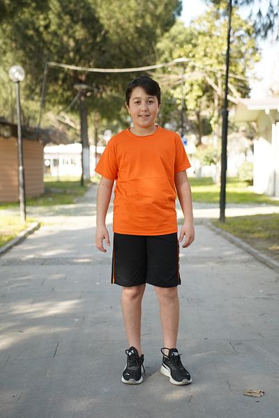 cm buseyiz Men's Side Piping Capri & Basic T-Shirt Set - Sports Comfort with Adjustable Waist
