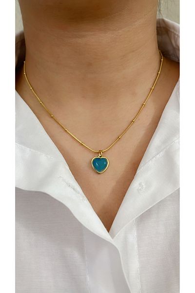 Aylizsa Steel Blue Heart End Gold Necklace