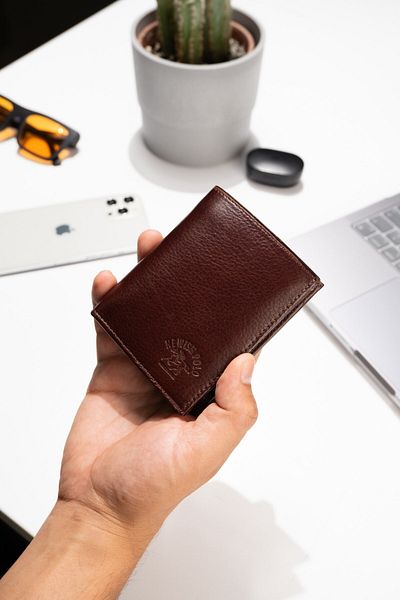 Newish Polo Мъжки портфейл и картодържател от естествена кожа - кафяв