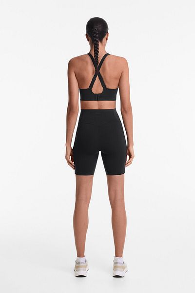 Oysho Compressive pocket high rise 20cm cycling leggings