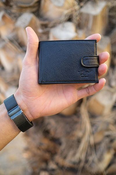 Newish Polo Men's Genuine Leather Wallet and Card Holder – Black