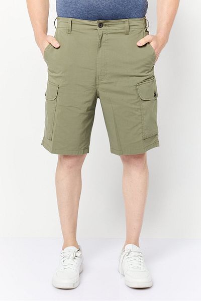 Dockers Men Relaxed Fit Plain Cargo Short, Light Olive