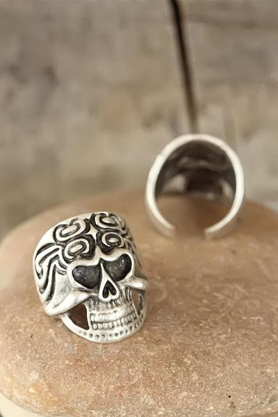 BESKAR Antiqued Silver Color Skull Men's Adjustable Ring