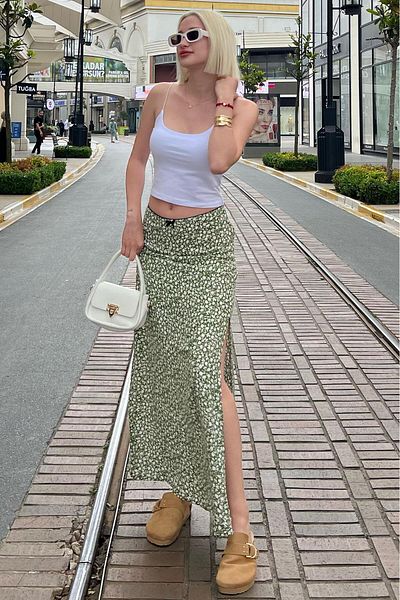 Madmext Grüner Midirock mit Schlitz und Blumenmuster, Modell MG2082