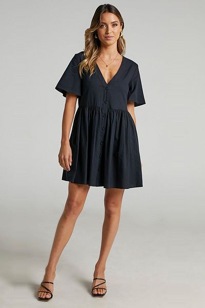 Madmext Black Buttoned Mini Dress MG1621