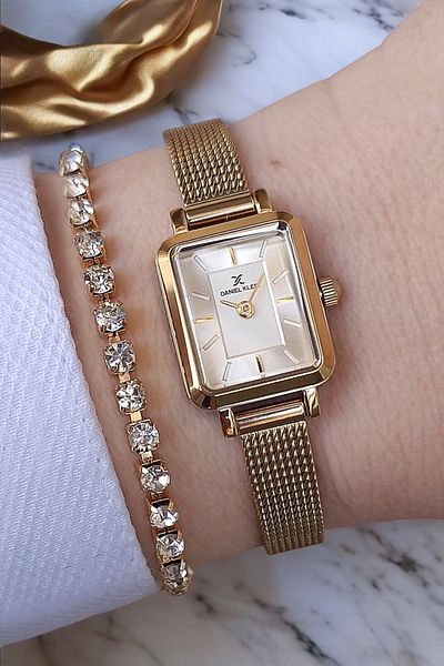 Daniel Klein 23 mm Square Case - Rhinestone Bracelet and Mini Women's Wristwatch, Mesh Steel Bracelet