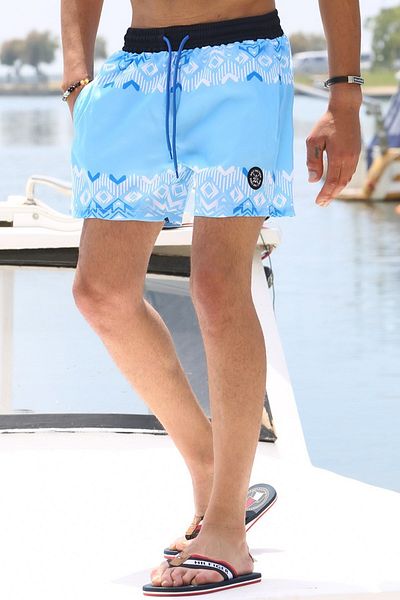 Madmext Blau gemusterte Badeshorts mit Taschen 5788