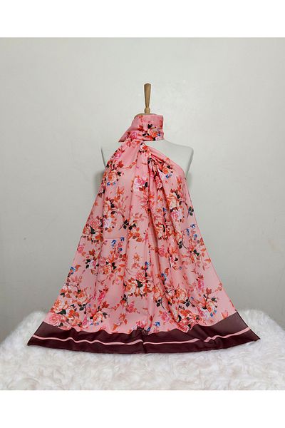 REMOMODA Patterned Chiffon Shawl Floral Model