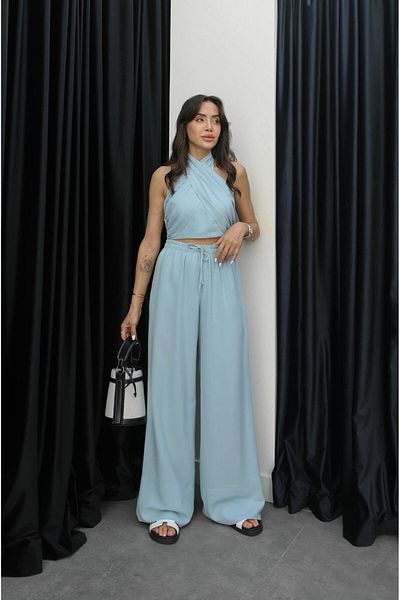 Havoş Set de lenjerie cu gât cu șarmuire Baby Blue Sims