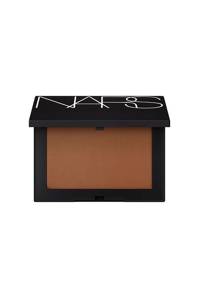Nars Transparent Compressed Powder with Brightening Effect 10 Gr Sable