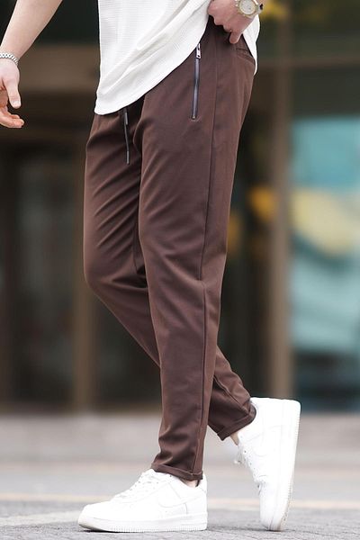 Madmext Braune Herrenhose mit Reißverschlussdetail 6520