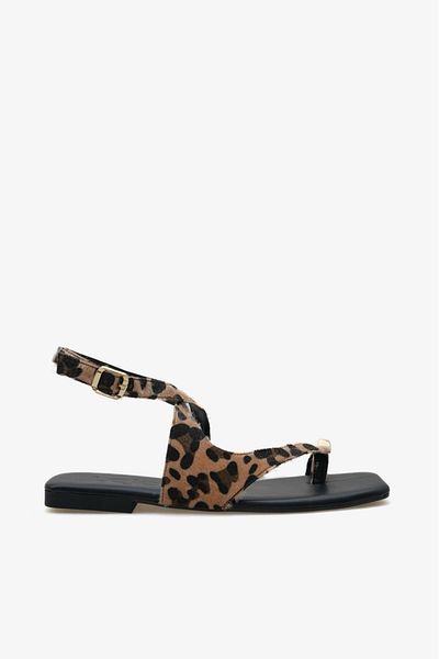 LOJO Women's Flip Flops Gold Buckle Daily Sandals Blowy Black Leopard