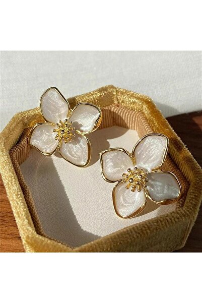 choice2 AEH60293A Gold Color Metal Flower Shape Green Epoxy Earrings Stud For Women Milky Color Enamel Girl