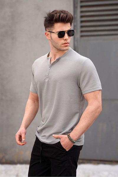 Madmext Graues Basic-T-Shirt mit Knöpfen für Herren, kurzärmlig