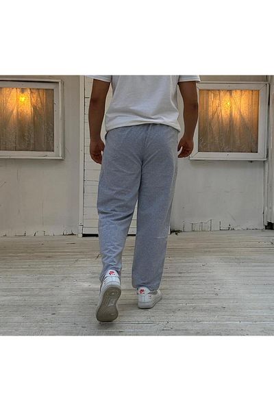 UYN SPORT Comfortable Fit Baggy Straight Leg Sweatpants