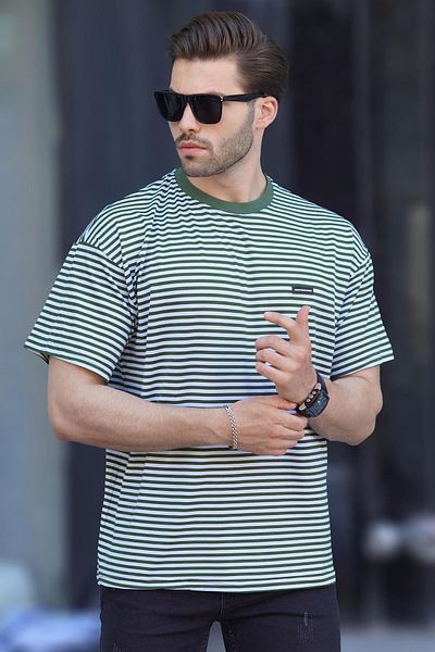 Madmext 7031 Modell Khaki Herren-T-Shirt – Rundhalsausschnitt, gestreift, kurze Ärmel, Wappen-Detail