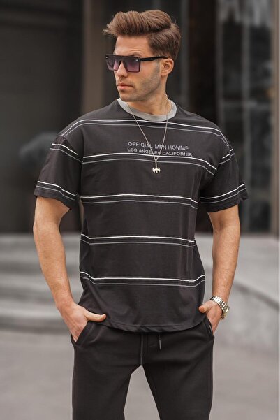 Madmext Ανδρικό μπλουζάκι με μαύρη ριγέ με λαιμόκοψη 6063