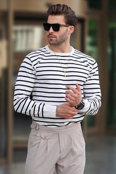 Madmext Pulover alb cu dungi cu gât crew - 7241