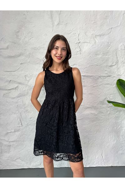 Elif Özbey Butik Black Zero Sleeve Lace Dress
