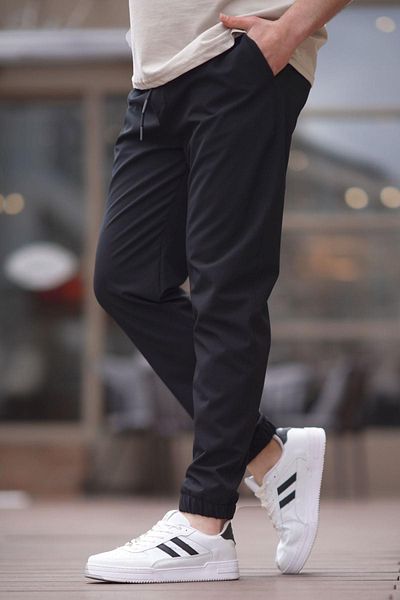 Madmext Ανδρικό μαύρο παντελόνι Jogger 6529