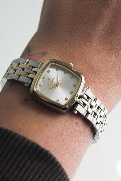 Homies Hm25690S01-3 Women Wrist Watch with Steel Cord