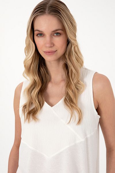U.S. Polo Assn. Women's Ecru Sleeveless V-Neck T-Shirt 50300793-Vr019