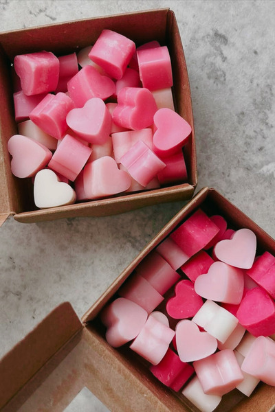 İkizlerin Dünyası Karışık Renkli Kalpli Kokulu Buhurdanlık Mum 20 Lı