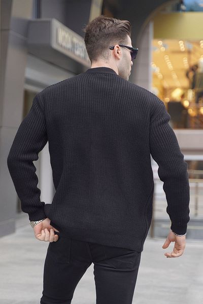 Madmext Schwarze Basic-Strickjacke mit Stickerei T6313