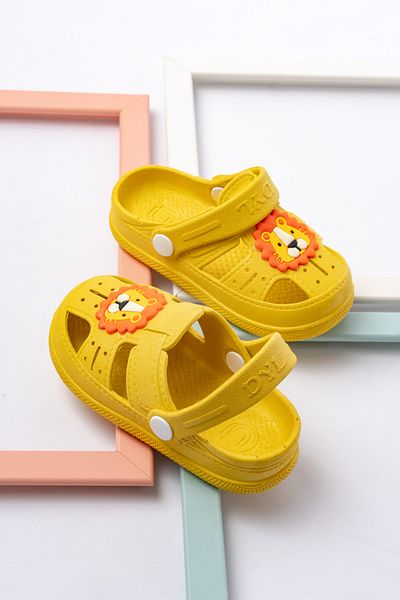Rivetta Yellow Kids Animal Figured Non-Slip Sole Sandals Slippers