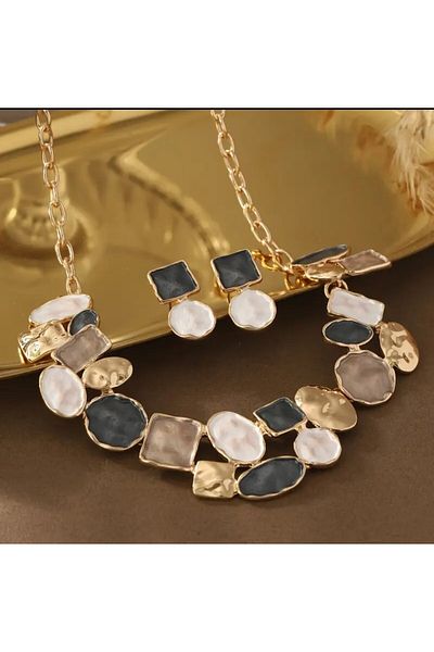 Enanice Stylish Necklace Earring Set