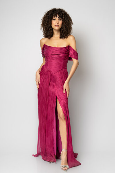 RENGIN Robası enine pileli straplez ince organze abiye elbise